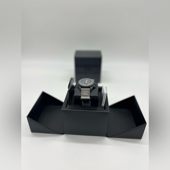 COPY - COPY - Swatch Moonswatch X Omega Mission to Mercury Watch - Picture 2 of 6